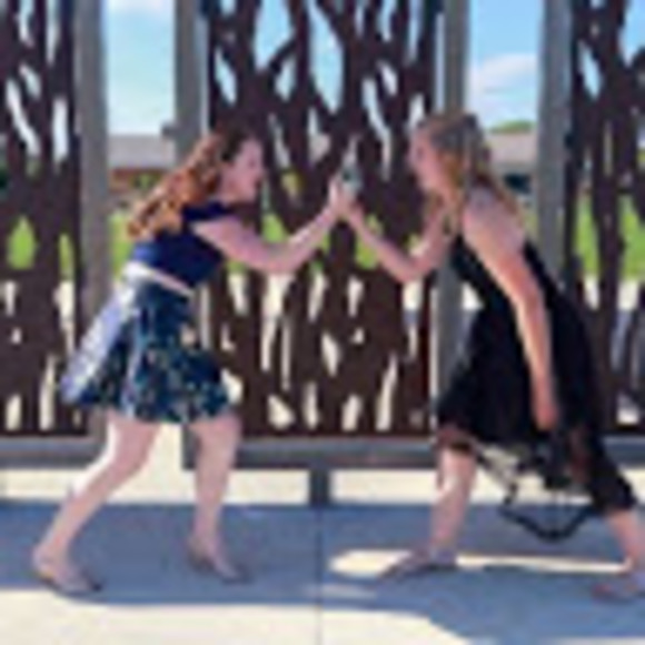 Meet your Posher, Alanna - Picture 1 of 1